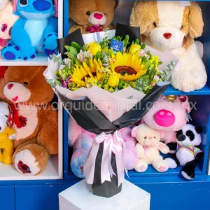 3 Rosas Amarillas & 2 Girasol Deluxe