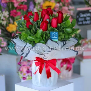 Jarrón 12 Rosas Rojas