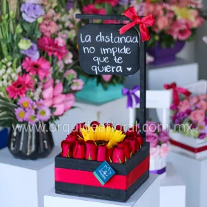 Pizarrón Rustico Rosas Rojas & Girasol