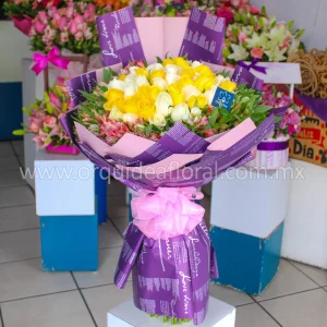 50 Rosas Amarillas & Blancas Deluxe