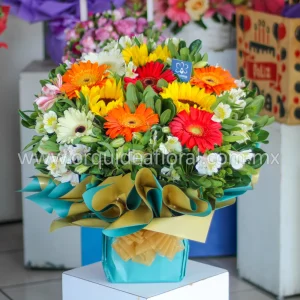 7 Gerberas & 3 Girasoles Envueltos