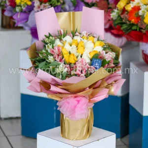 Jarrón 25 Rosas Amarillas & Blancas Deluxe